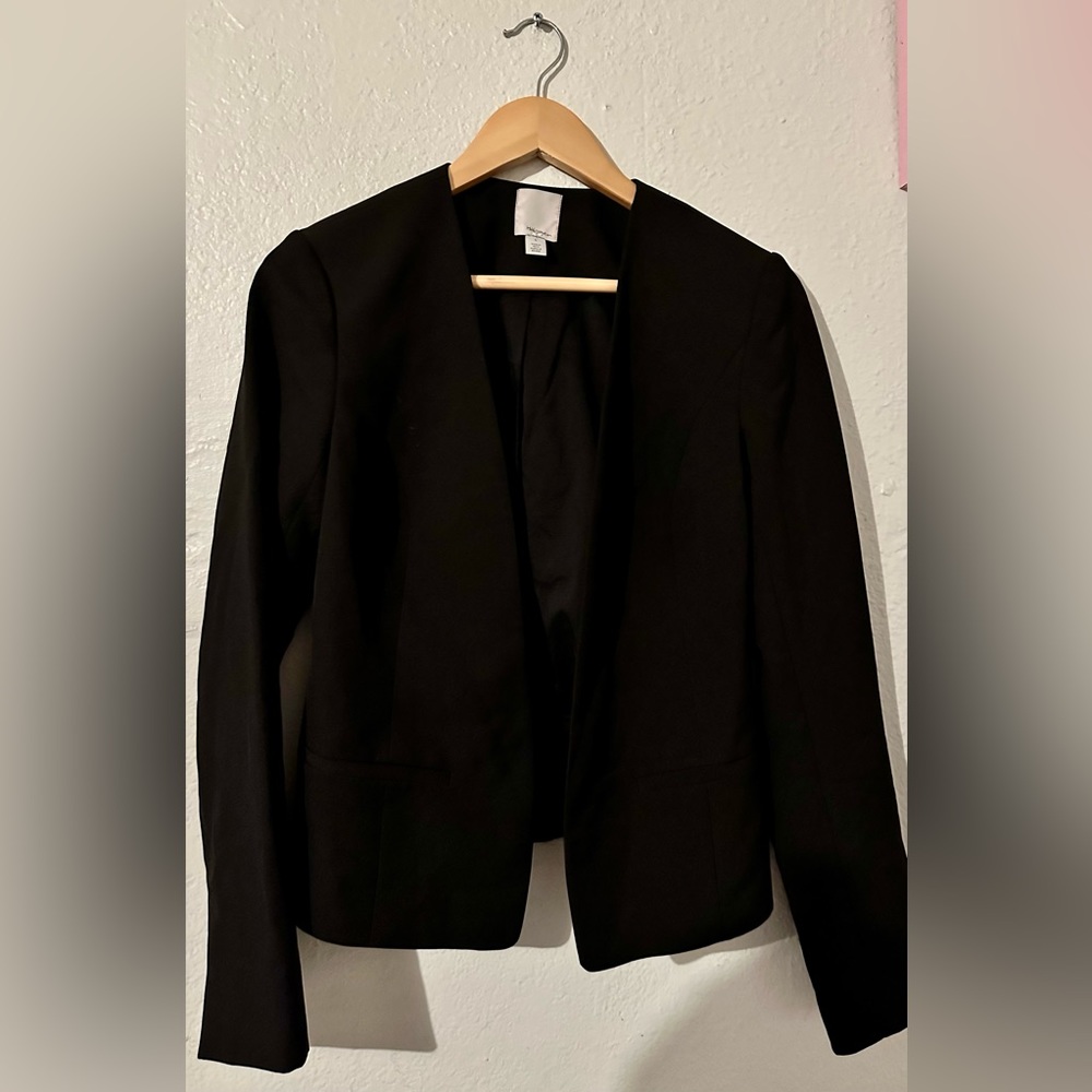 🛑3 items for $10 deal** Black Halogen  blazer